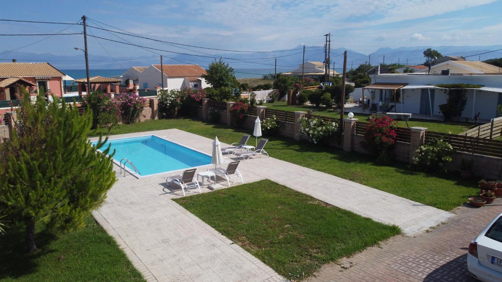 Almyra Beach House Corfu Almiros Beach エクステリア 写真